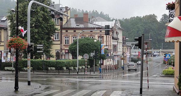 Ulica Zamkowa w Suchej Beskidzkiej
