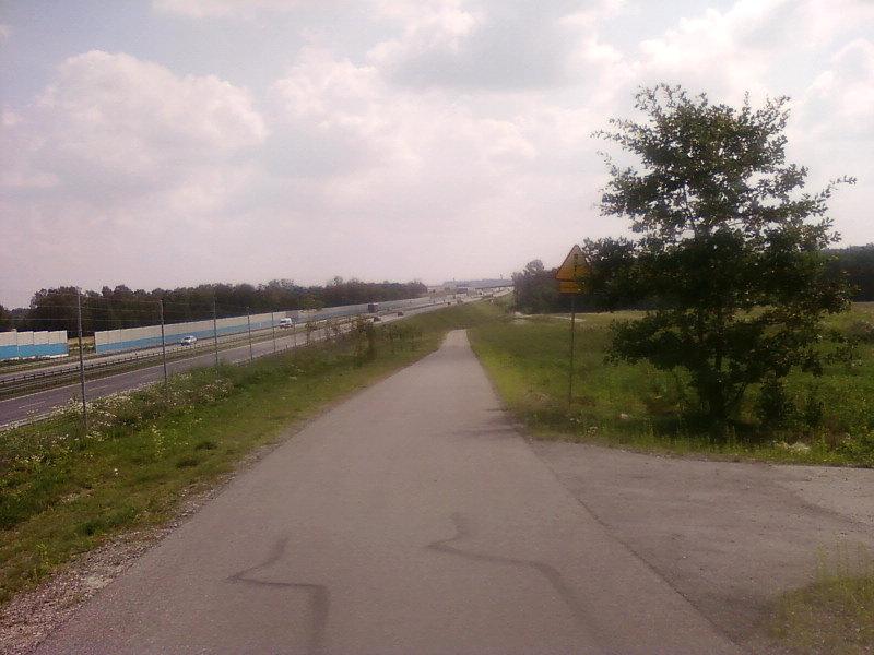 Droga techniczna przy A2