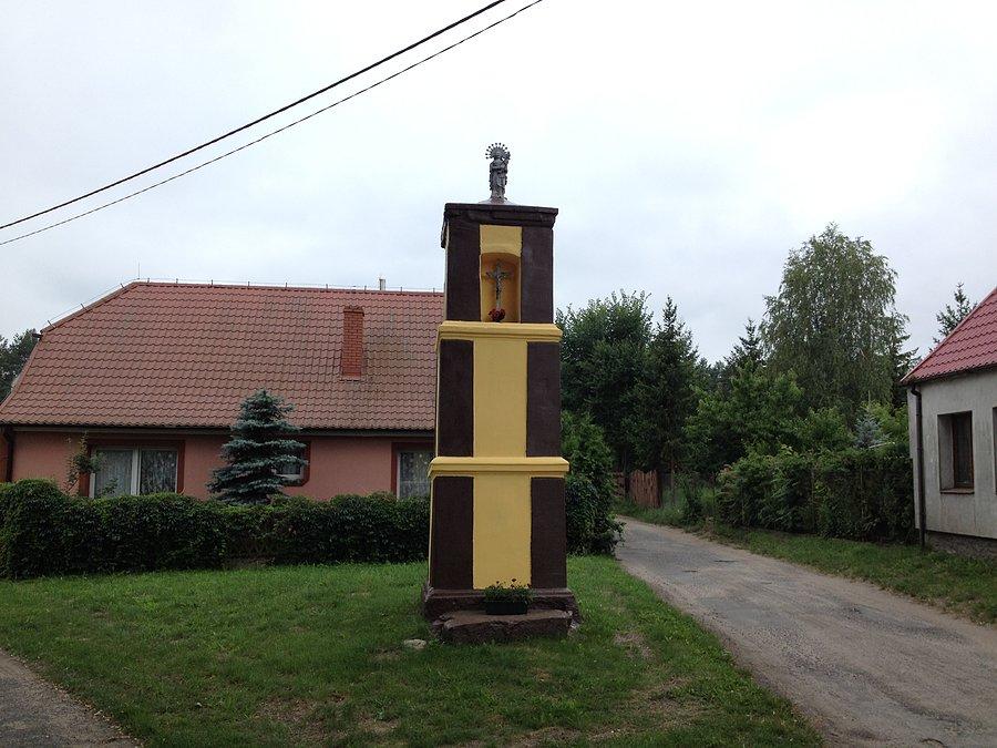 Kapliczka Matki Boskiej w Strzalinach (XIX w.)