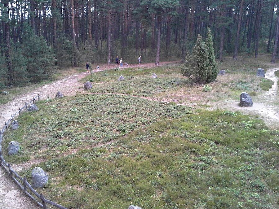 Przechadzka wśród kamiennych kręgów