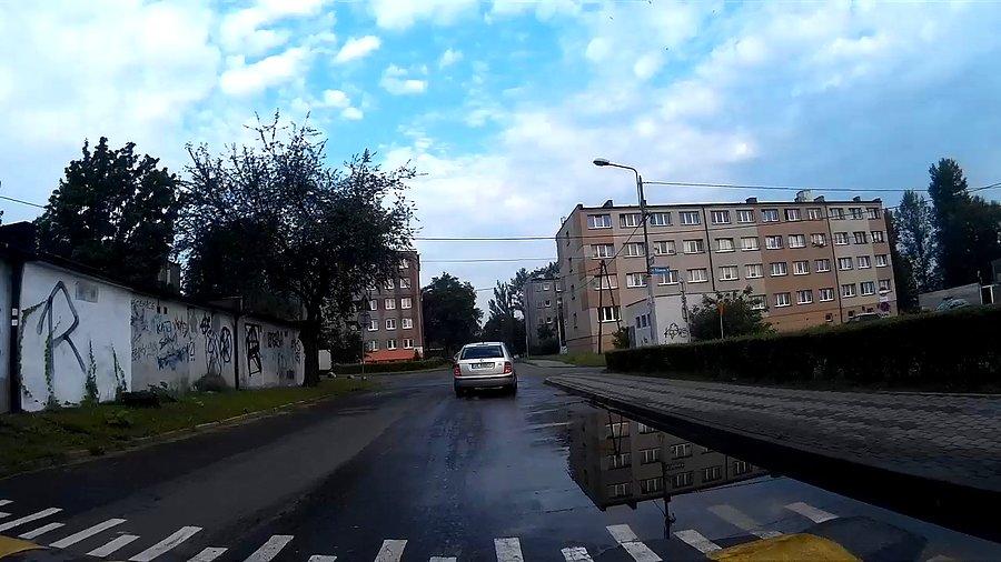 W nocy padało