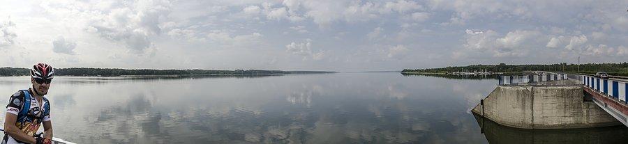 Panorama jeziora Sulejowskiego