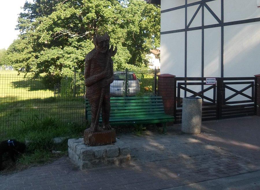 Z trójzębem, ale nie Posejdon
