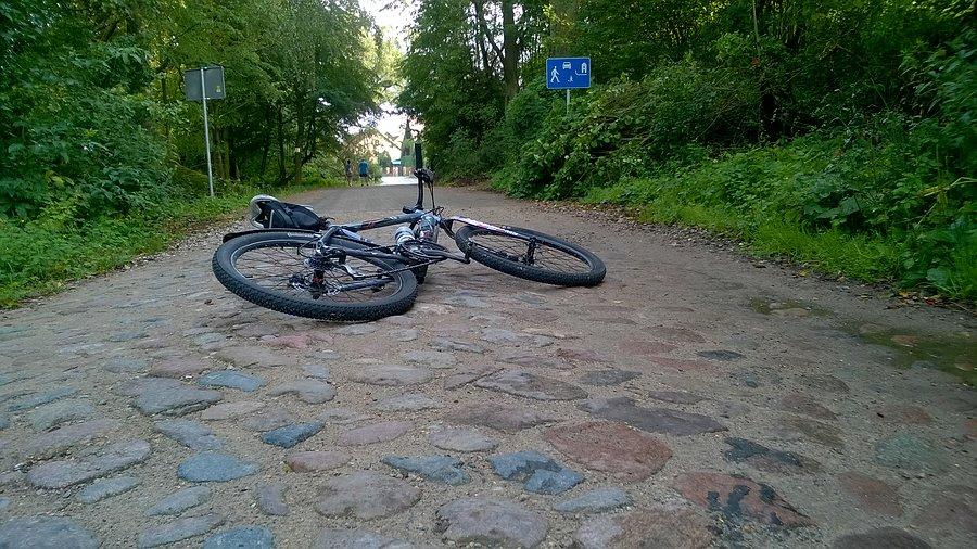 Był tutaj nieprzyjemny bruk
