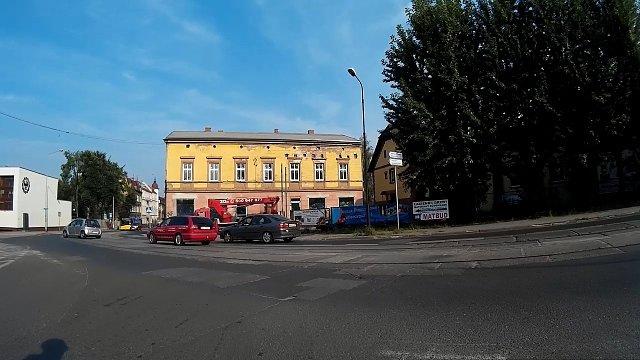 Niewielki ruch na Zabrskiej