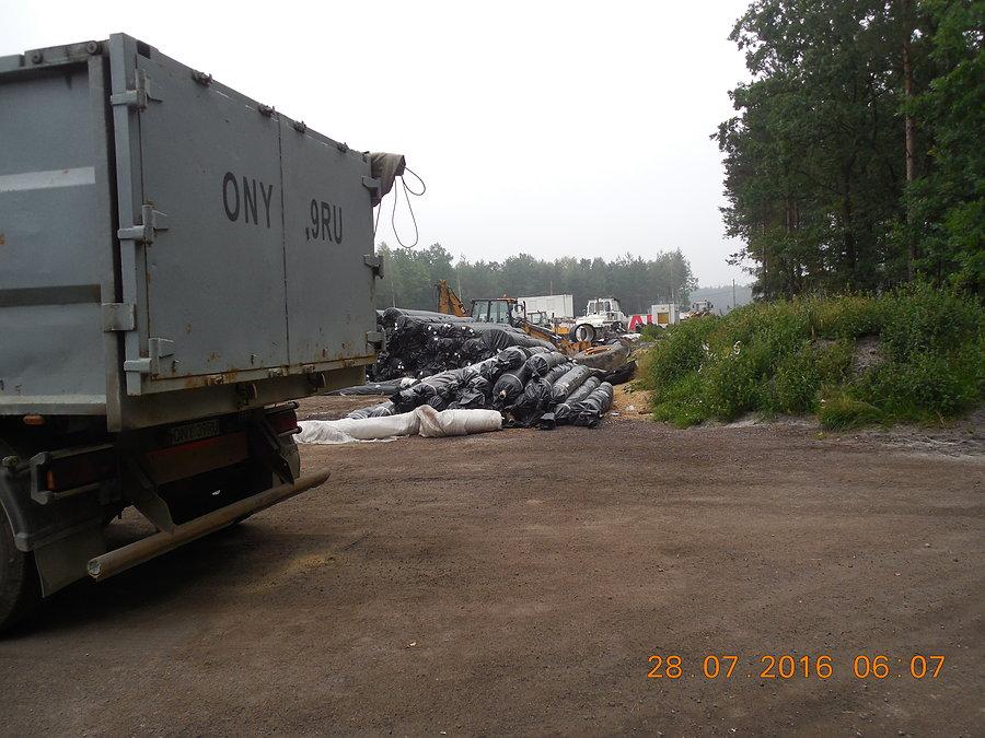 Plac budowy autostrady A1 na południe od Woźnik