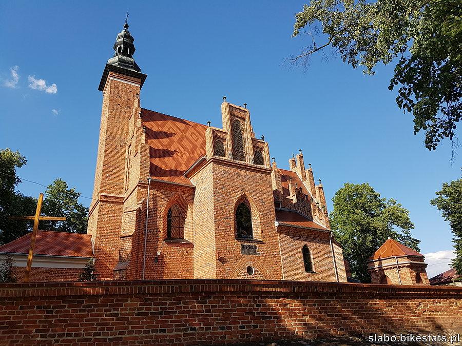 Kościół pw. narodzenia Najświętszej Maryi Panny w Będkowie, wybudowany w 1462