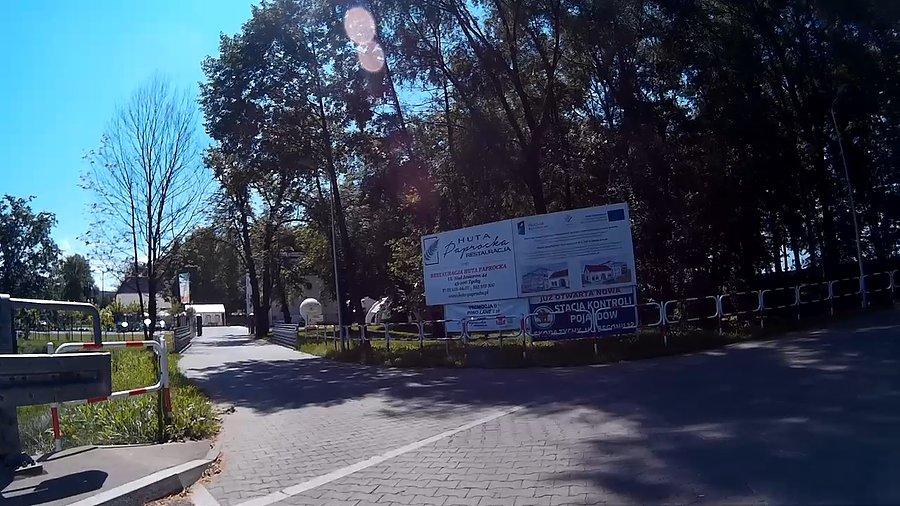Na lewo Huta Paprocka - w zasadzie 3 budynki które po niej zostały