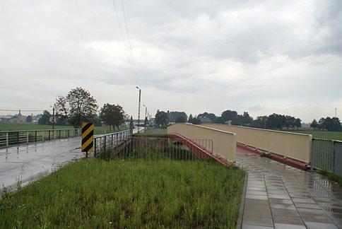 Nowa kładka w Będkowie nad Wolbórką