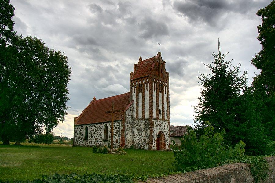 Kościół w Małkocinie