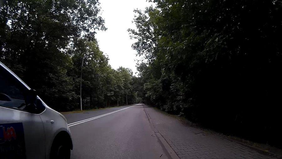Wyprzedzanie na gazetę