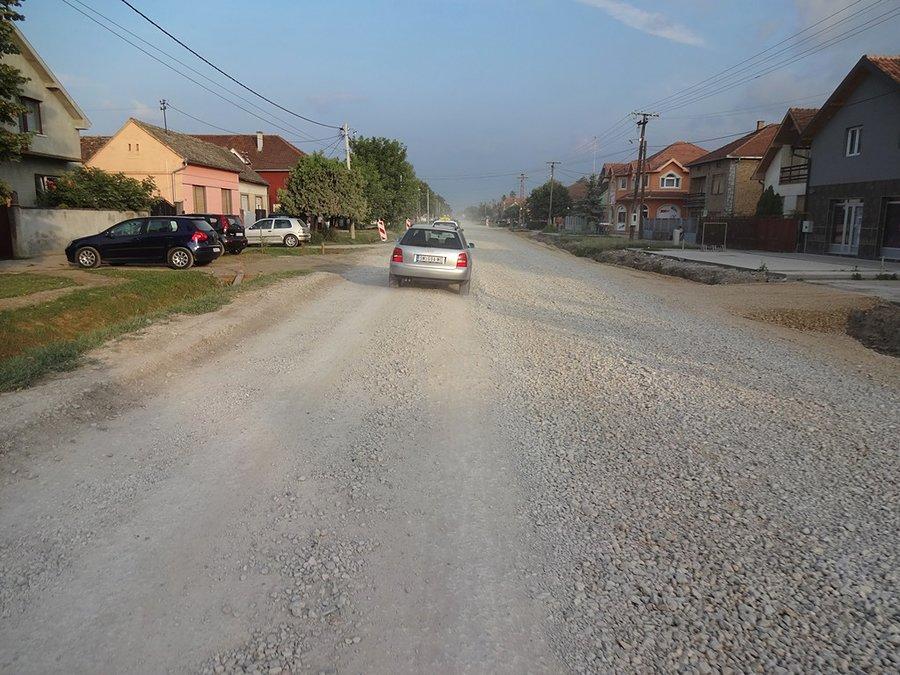 A tu jeszcze bez