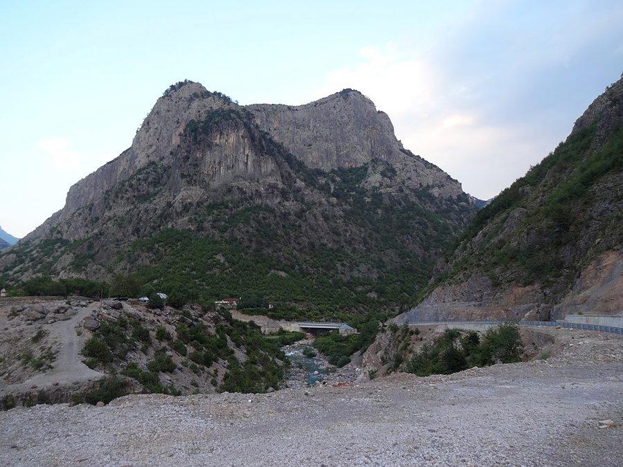 Góry Przeklęte