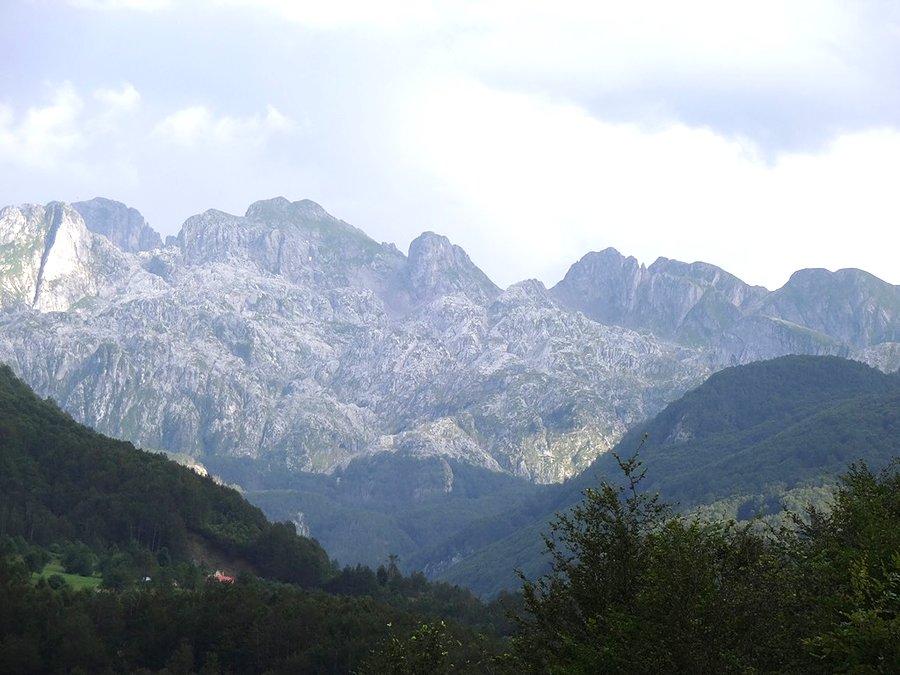 Góry Przeklęte