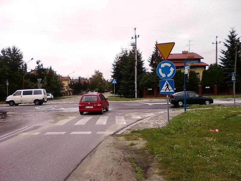 Rondo pinezkowe w Zgierzu (Kasprowicza / Dygasińskiego)