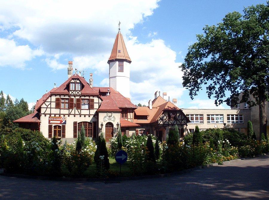 Zameczek myśliwski w Kątach