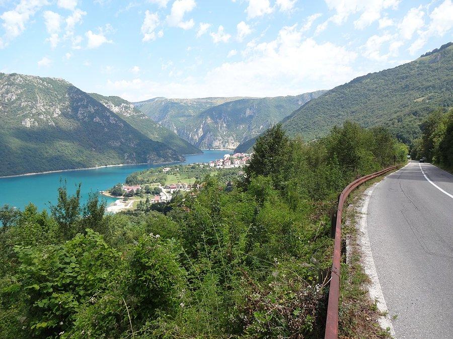 Jezioro za rzece Piva