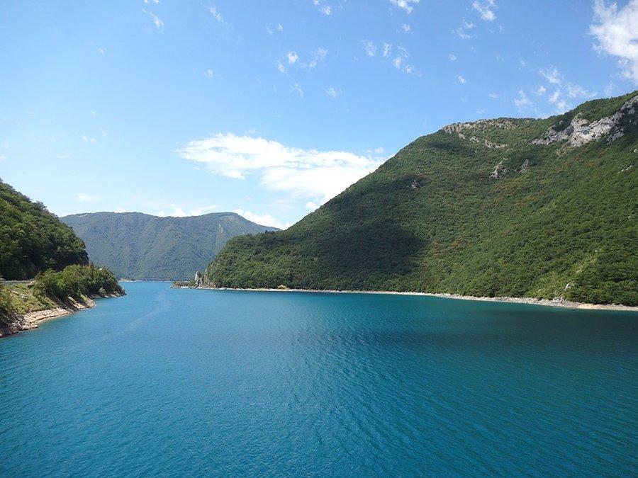 Jezioro za rzece Piva