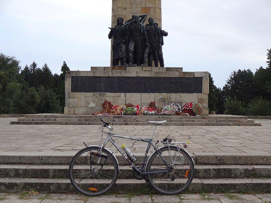 Monument "Freedom"