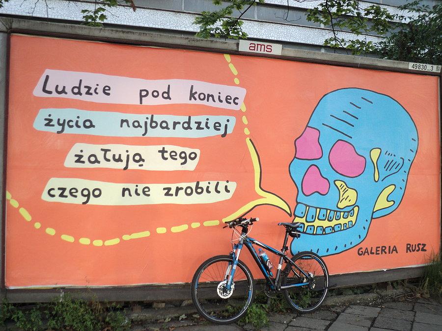 Znów "Galeria Rusz" myślałam że zaprzestali wydawać te plakaty, ale znów się pojawiły. Cieszę się bo niektóre dają dużo do myślenia