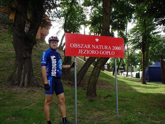 U podnóża kruszwickiego zamku
