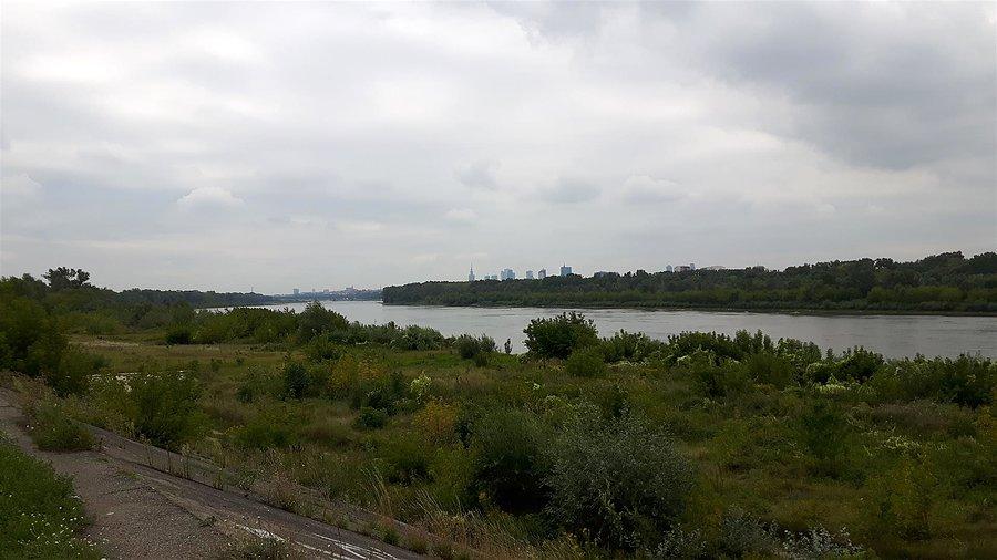 Panorama z żerańskiego brzegu
