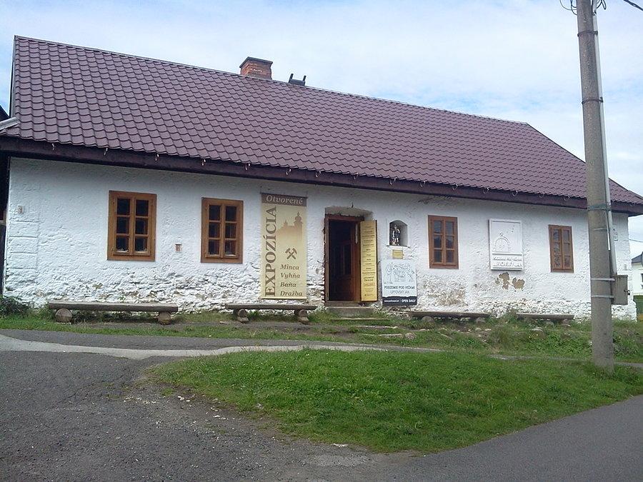 Kastiel Szentivanyi Eugen z 19 w