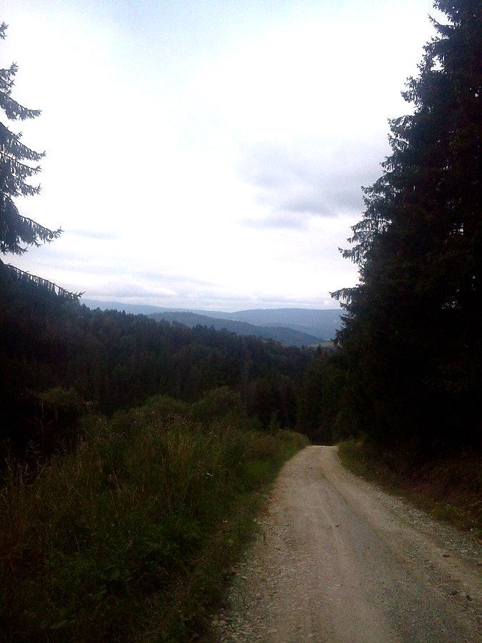 Szutrowy zjazd na Orawę
