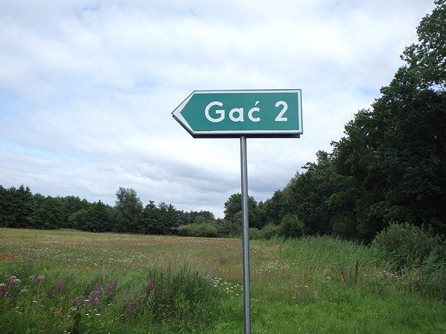 Gać x 2 czyli po prostu Gacie. Czy takiej nazwy nie można było użyć od razu;)?