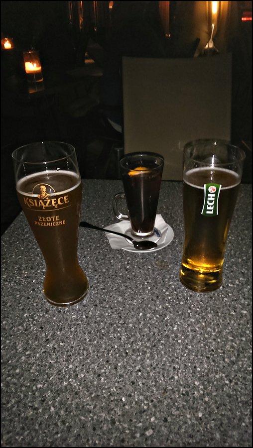 Wieczór w nadmorskiej knajpce