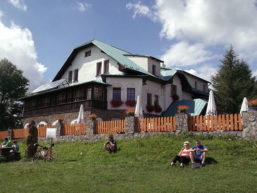 Schronisko na Magurce