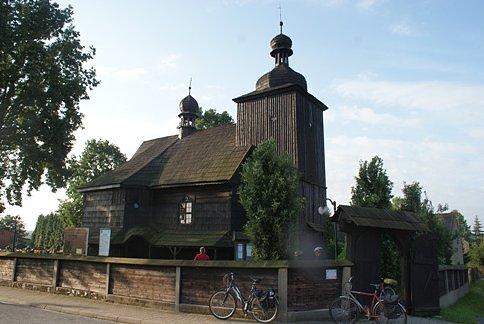 Drewniany kościół św. Marcina w Cieszowej