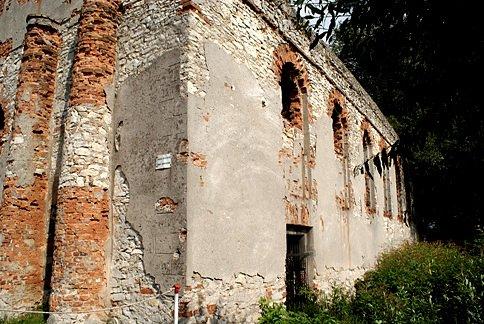 Ściana boczna synagogi - Krzepice