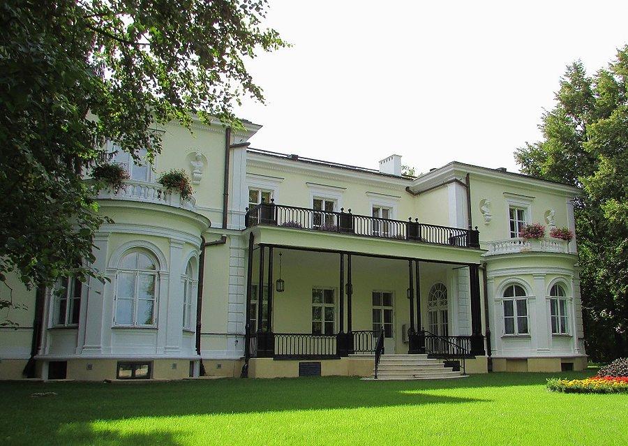 Pałac Krasińskich od strony skarpy