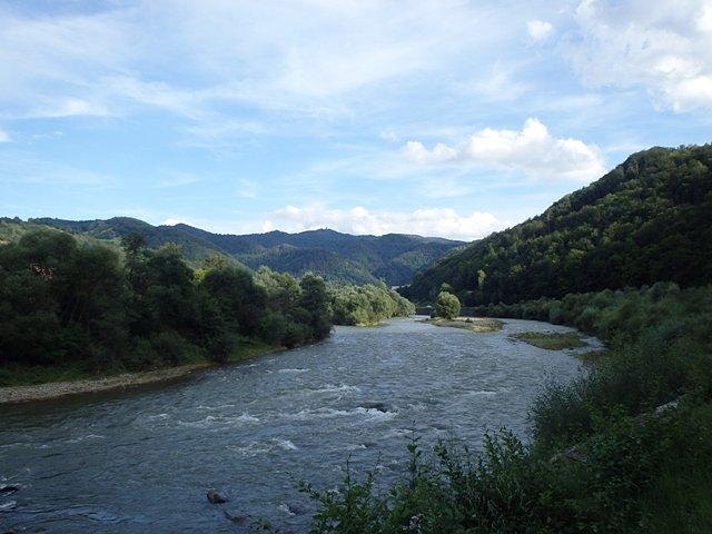 Czarny Dunajec w okolicach Zabrzeża