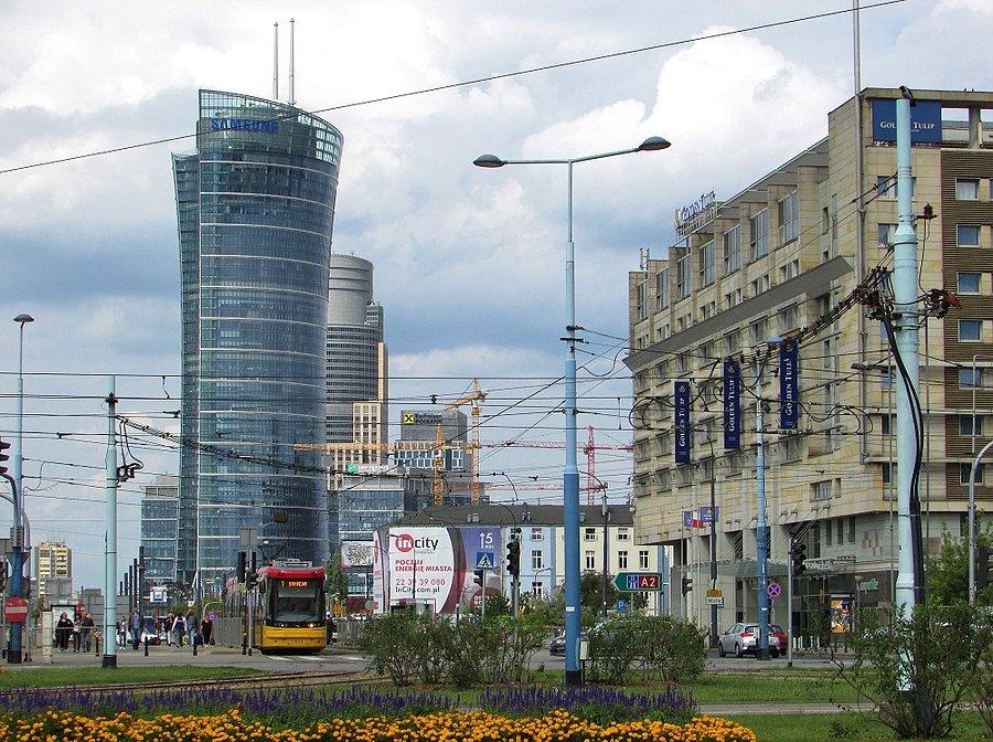 Warsaw Spire z pl. Zawiszy