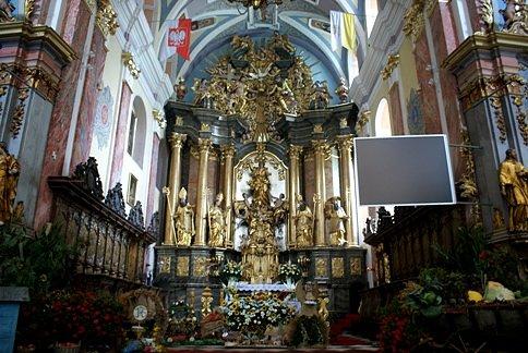 Ołtarz główny Sanktuarium MB Mstowskiej