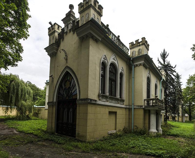 Kłobuck - zaniedbany pałac