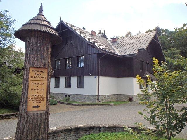 Siedziba dyrekcji Pienińskiego Parku Narodowego w Krościenku n/Dunajcem