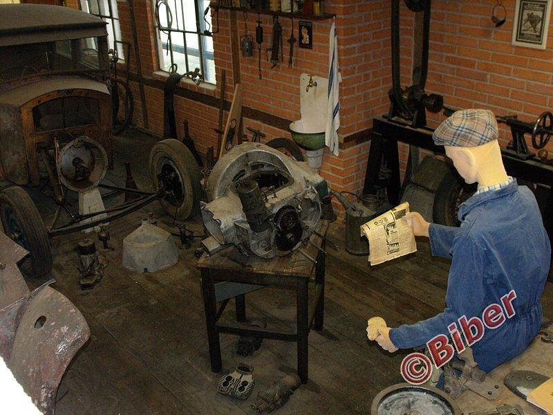 Otworzyli nawet stary warsztat