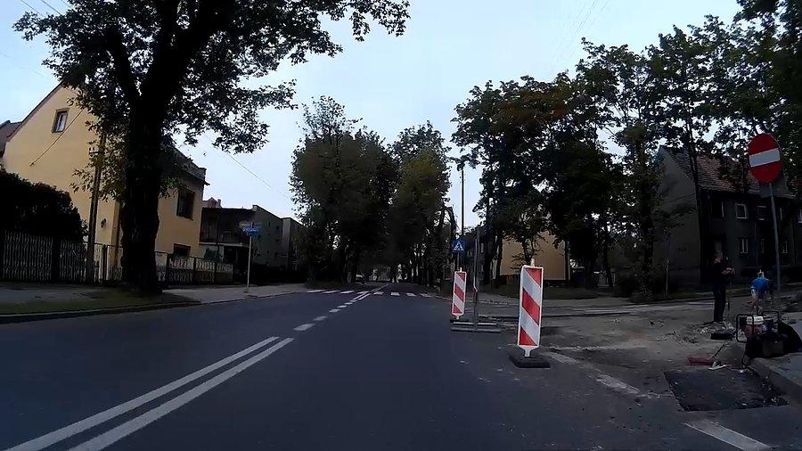 Kolejna rozkopana ulica