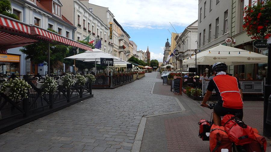 Wyprawa, dzień 1 - przejazd przez centrum (Gniezno)
