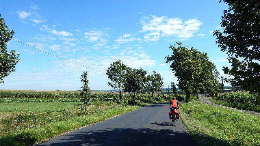 Wyprawa, dzień 3 - teren już lekko pofalowany