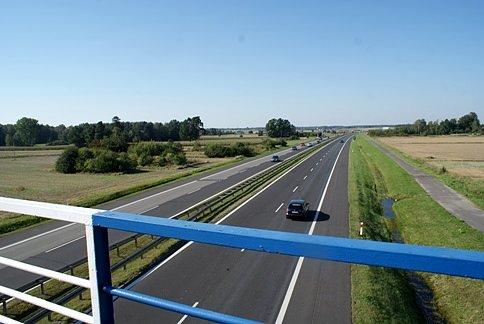 Autostrada A1 bez ogrodzenia - na północ od Piotrkowa Tryb