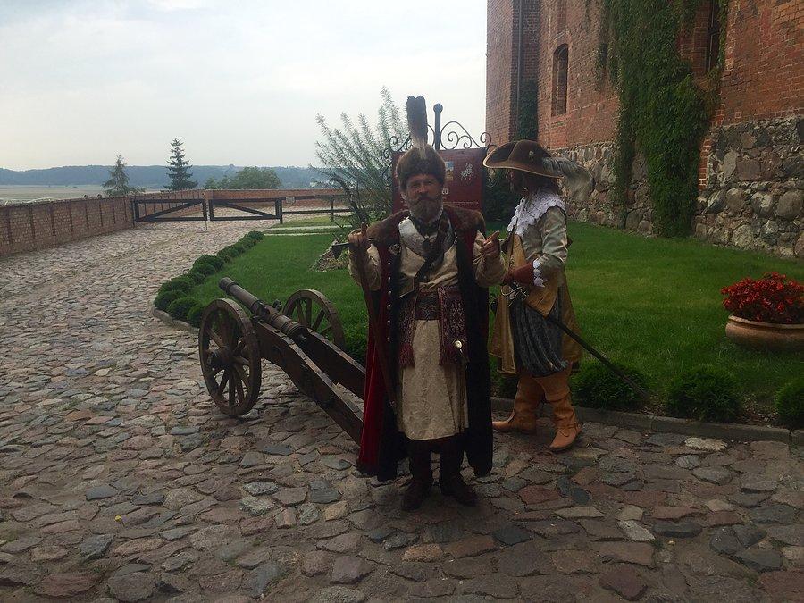 Kasztelan daje na wiwat
