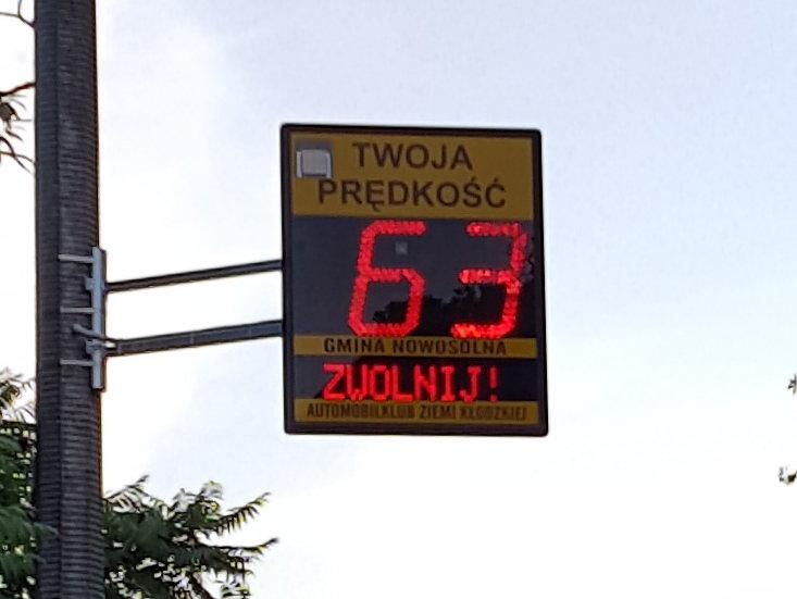 Ostrzegawczy pomiar prędkości w Starych Skoszewach