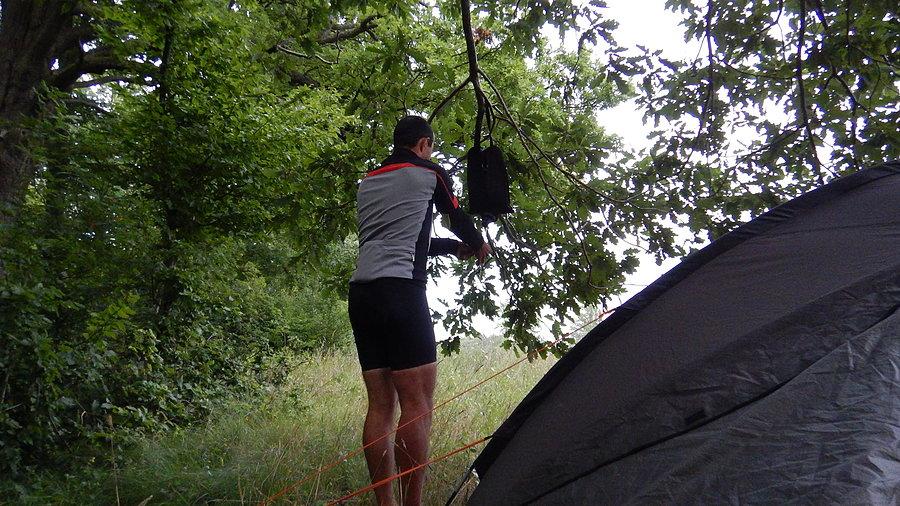Wyprawa, dzień 5 - mamy wodę, prawie jak z kranu :P