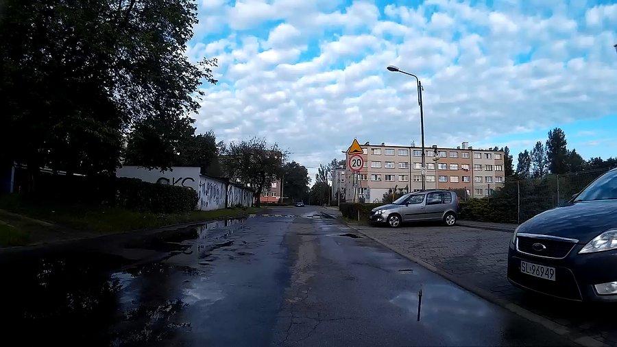 Wypogadza się