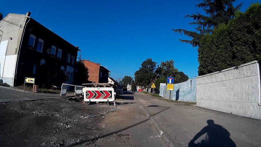 Jutro pewnie będą dalej kopali