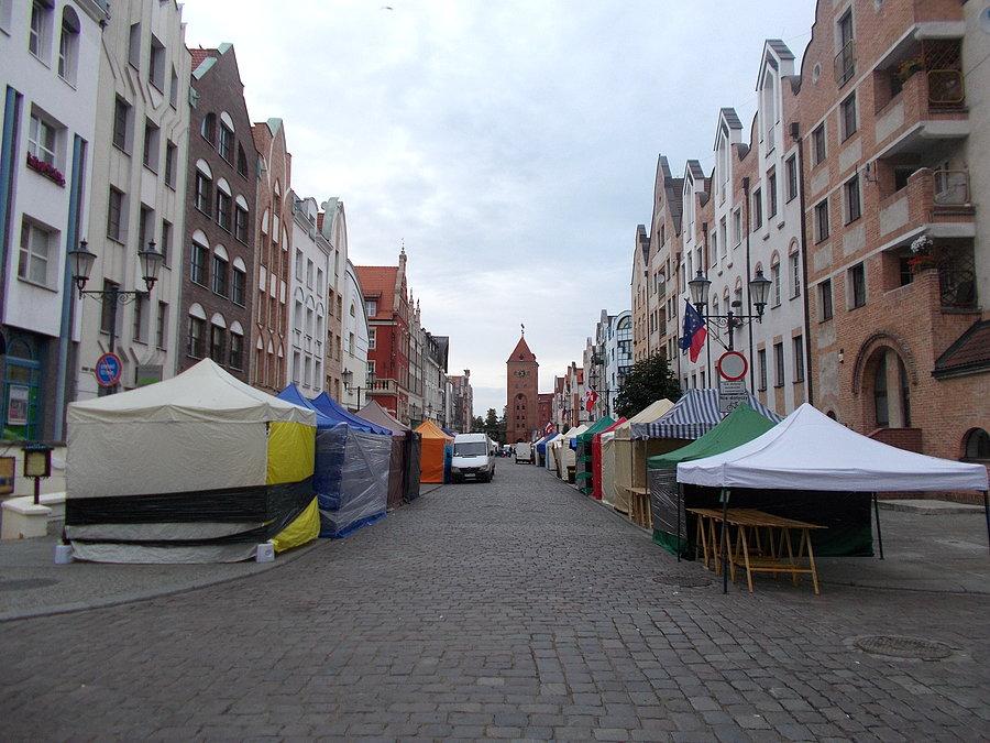 Stary Rynek jeszcze śpi przed Dniami Chleba